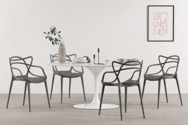 Các mẫu ghế nhựa cafe bán chạy nhất hiện nay