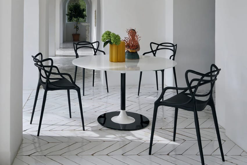 Ghế nhựa cà phê đẹp kết hợp với bàn