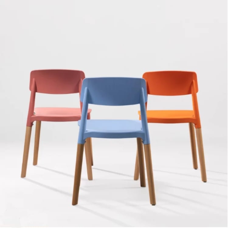 Ghế nhựa đúc café ghế nhựa chân gỗ giá rẻ - Ảnh 3