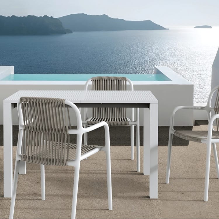 Bàn chân sắt mặt nhựa 1m2