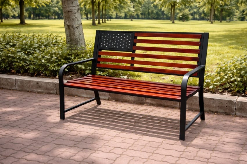 Ghế băng dài có tựa lưng hoàn toàn bằng sắt